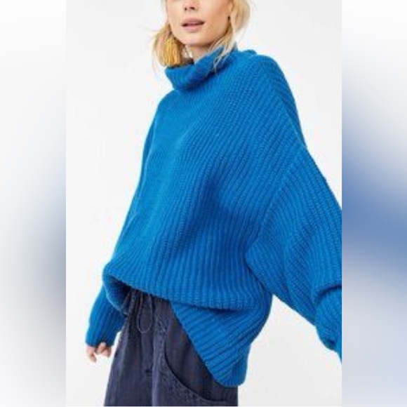 Free People Sweaters - Free People Swim Too Deep Oversized Mock Neck Sweater in Mykonos Blue Size L